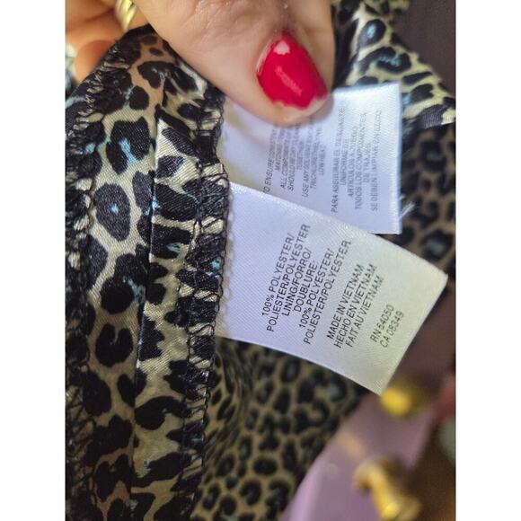 New Nine West Top Leopard Print Womens size small zip up side Cute!!! - Picture 7 of 7